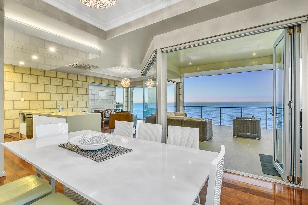 Aloha Waterfront Properties Robe Exterior photo